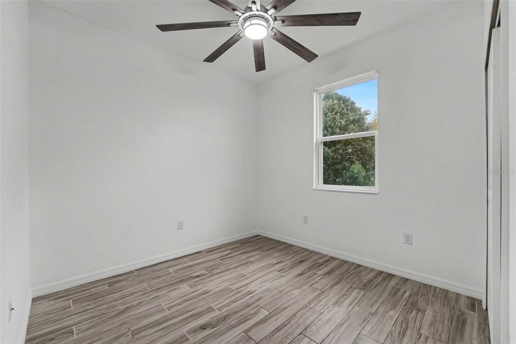For Sale: $550,000 (4 beds, 2 baths, 1935 Square Feet)