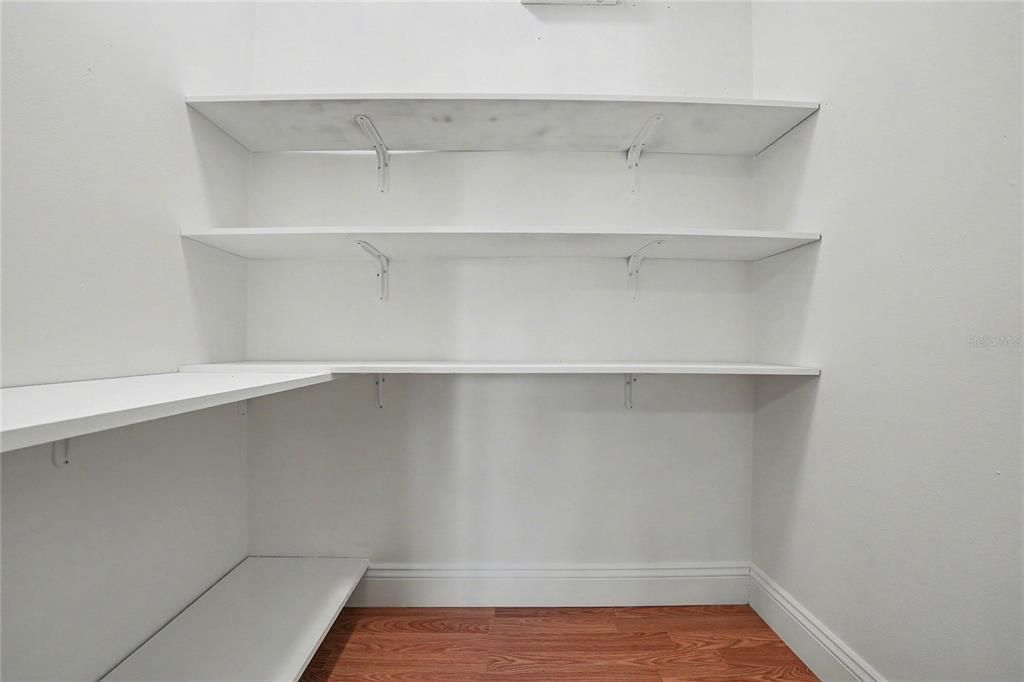 En Venta: $335,000 (3 camas, 2 baños, 1579 Pies cuadrados)