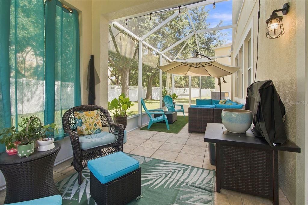 For Sale: $465,000 (4 beds, 2 baths, 2278 Square Feet)