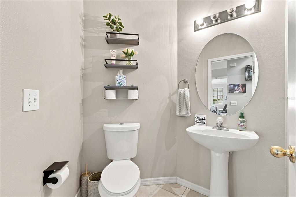 For Sale: $465,000 (4 beds, 2 baths, 2278 Square Feet)