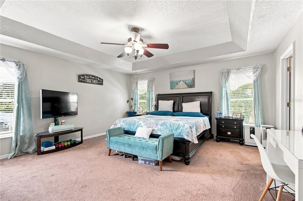 For Sale: $465,000 (4 beds, 2 baths, 2278 Square Feet)