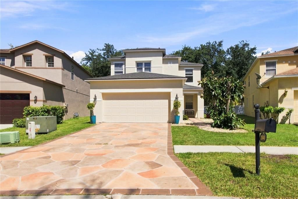 For Sale: $465,000 (4 beds, 2 baths, 2278 Square Feet)
