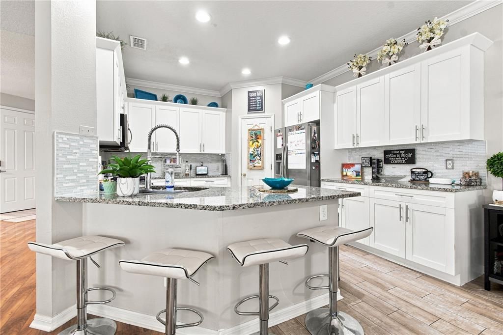 For Sale: $465,000 (4 beds, 2 baths, 2278 Square Feet)