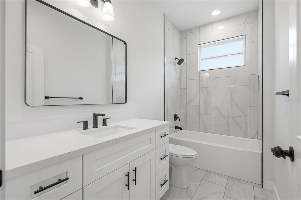 For Sale: $415,900 (3 beds, 2 baths, 1634 Square Feet)