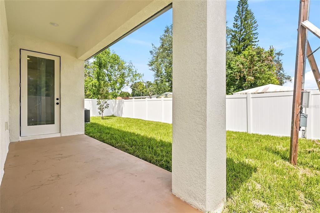 For Sale: $415,900 (3 beds, 2 baths, 1634 Square Feet)