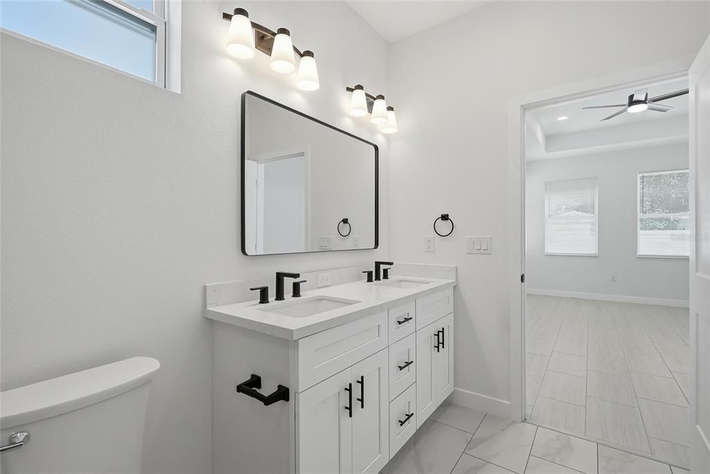 For Sale: $415,900 (3 beds, 2 baths, 1634 Square Feet)