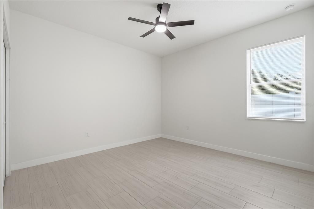 For Sale: $415,900 (3 beds, 2 baths, 1634 Square Feet)