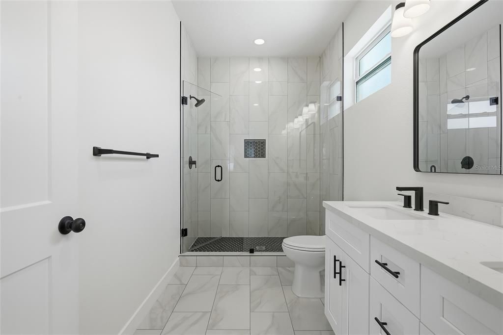 For Sale: $415,900 (3 beds, 2 baths, 1634 Square Feet)