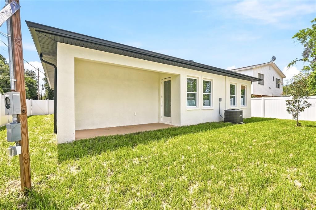 For Sale: $415,900 (3 beds, 2 baths, 1634 Square Feet)