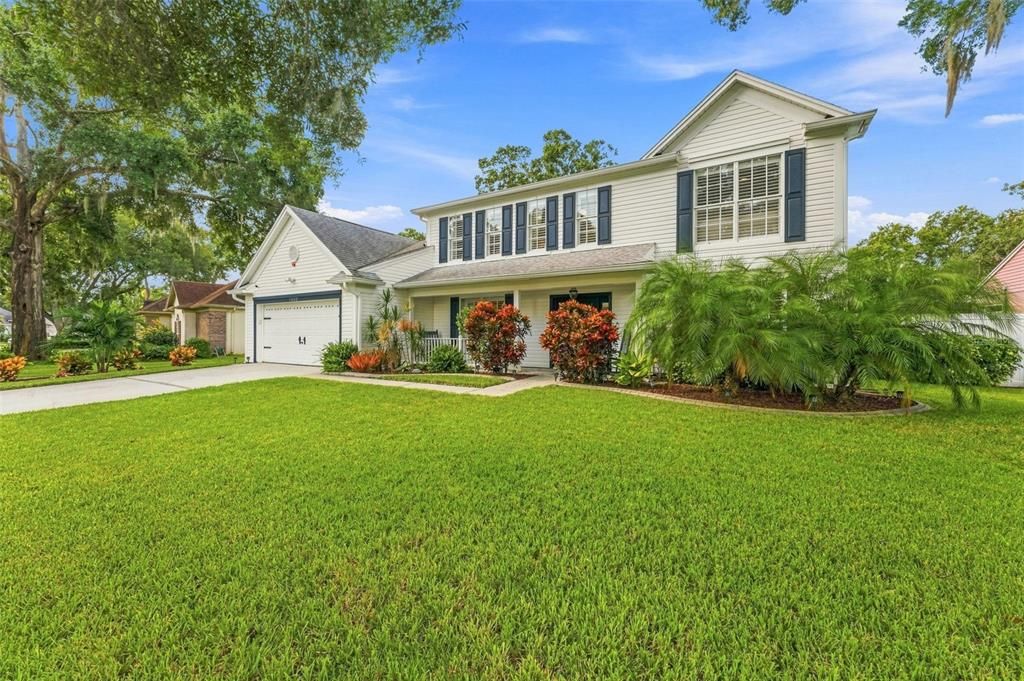 For Sale: $699,900 (4 beds, 2 baths, 2452 Square Feet)