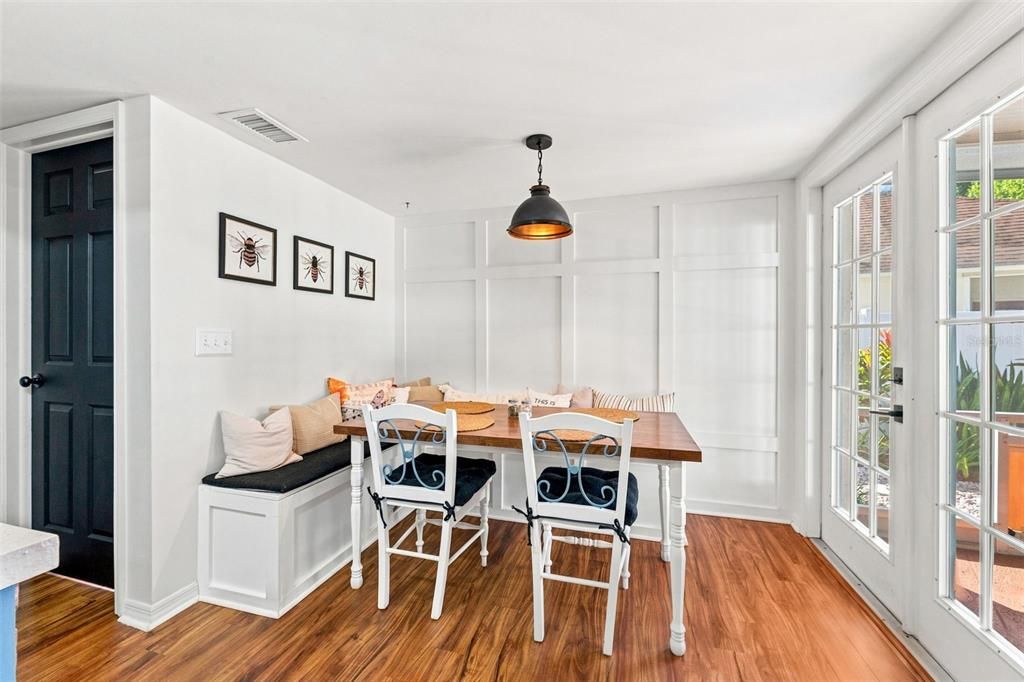For Sale: $699,900 (4 beds, 2 baths, 2452 Square Feet)