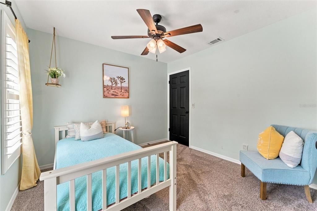 For Sale: $699,900 (4 beds, 2 baths, 2452 Square Feet)