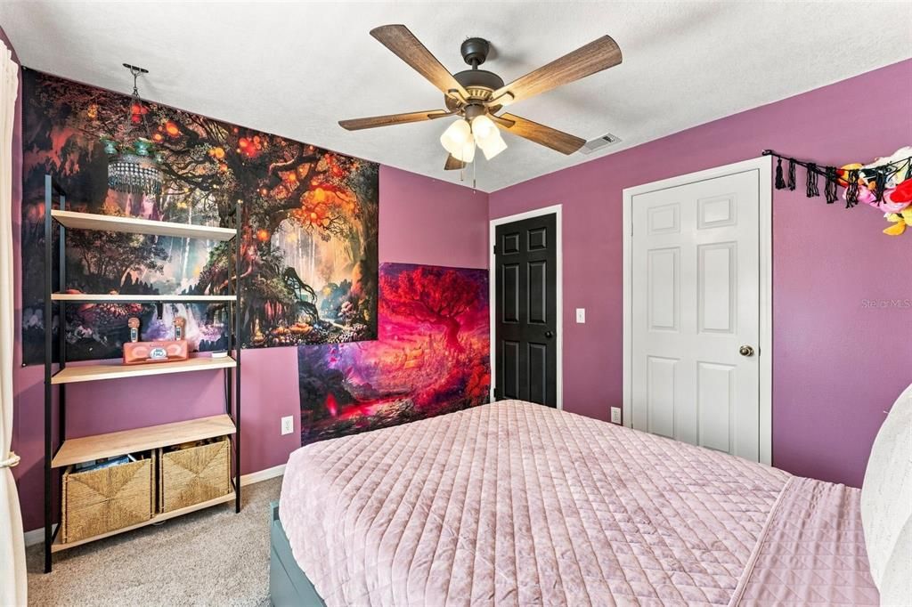 For Sale: $699,900 (4 beds, 2 baths, 2452 Square Feet)