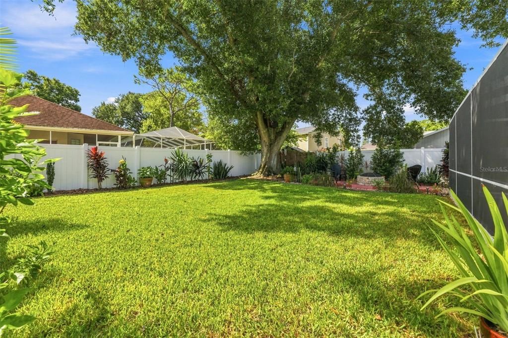 For Sale: $699,900 (4 beds, 2 baths, 2452 Square Feet)