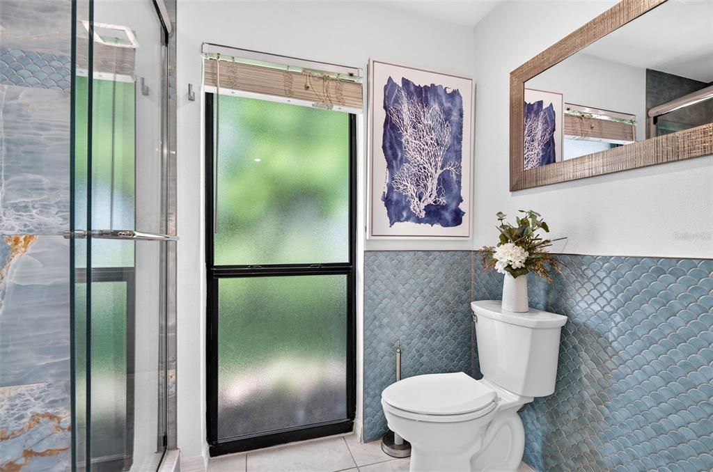 For Sale: $695,000 (2 beds, 2 baths, 1360 Square Feet)