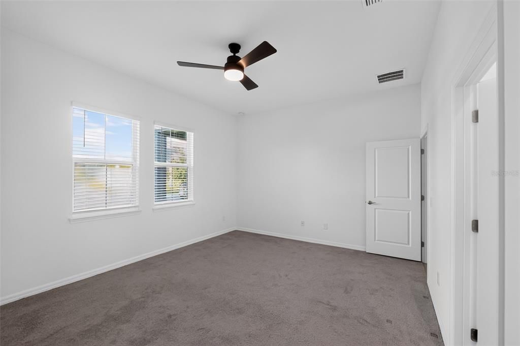 For Sale: $349,900 (3 beds, 2 baths, 1530 Square Feet)