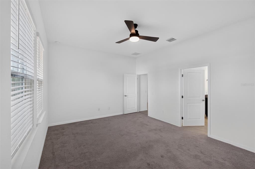 For Sale: $349,900 (3 beds, 2 baths, 1530 Square Feet)