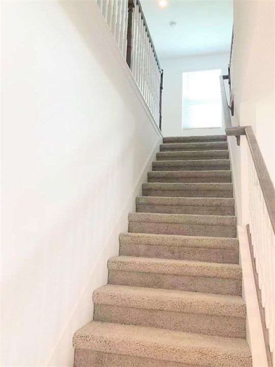 En Renta: $3,400 (4 camas, 3 baños, 3044 Pies cuadrados)