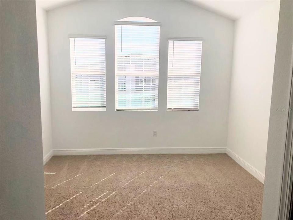 En Renta: $3,400 (4 camas, 3 baños, 3044 Pies cuadrados)