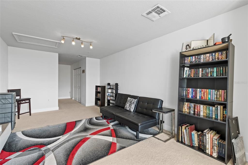 For Sale: $430,000 (4 beds, 3 baths, 2968 Square Feet)