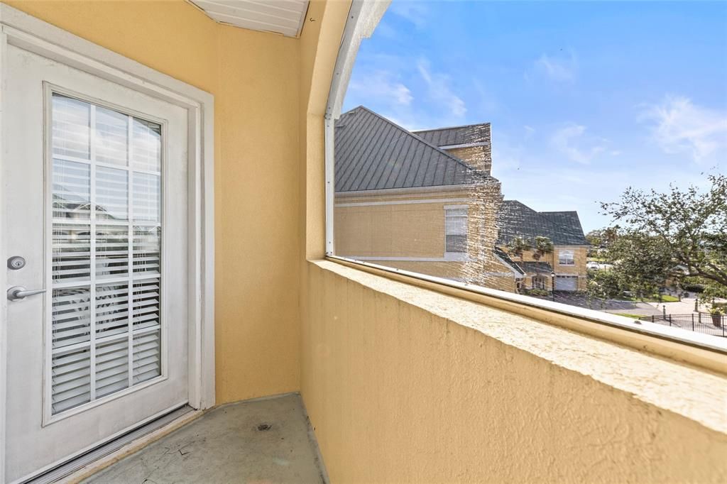 For Sale: $430,000 (4 beds, 3 baths, 2968 Square Feet)
