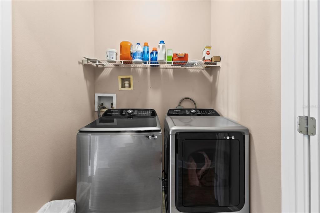 For Sale: $430,000 (4 beds, 3 baths, 2968 Square Feet)