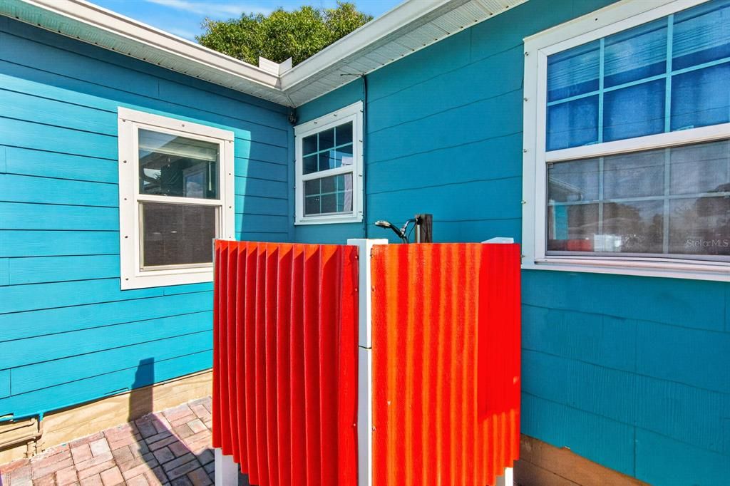 En Venta: $461,900 (3 camas, 2 baños, 1331 Pies cuadrados)