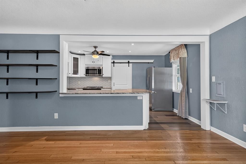 En Venta: $461,900 (3 camas, 2 baños, 1331 Pies cuadrados)