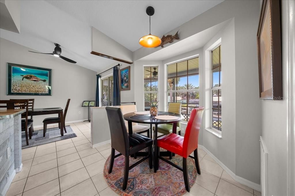 En Venta: $749,000 (2 camas, 2 baños, 1214 Pies cuadrados)