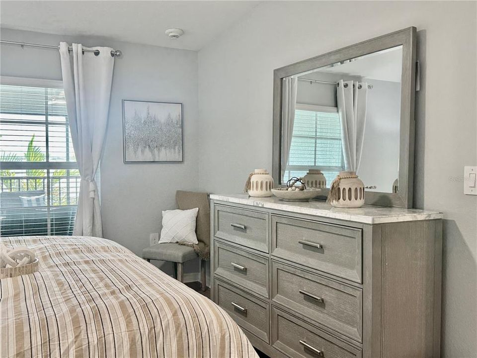 For Rent: $4,000 (2 beds, 2 baths, 1366 Square Feet)