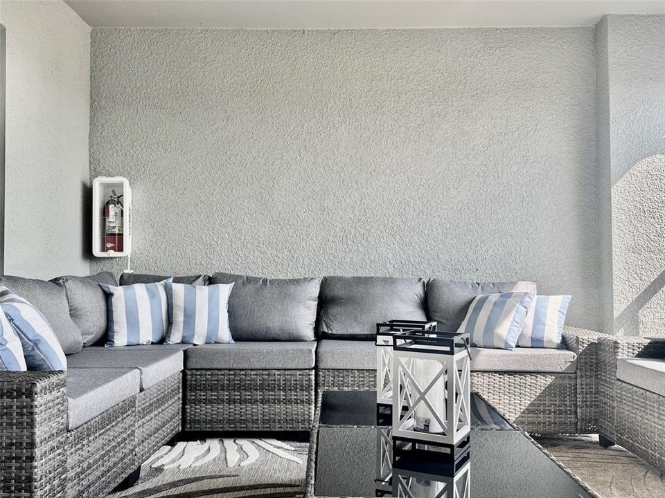 For Rent: $4,000 (2 beds, 2 baths, 1366 Square Feet)