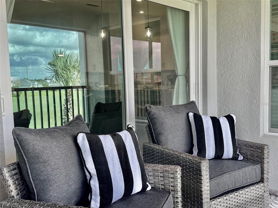 For Rent: $4,000 (2 beds, 2 baths, 1366 Square Feet)