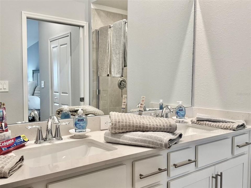 For Rent: $4,000 (2 beds, 2 baths, 1366 Square Feet)