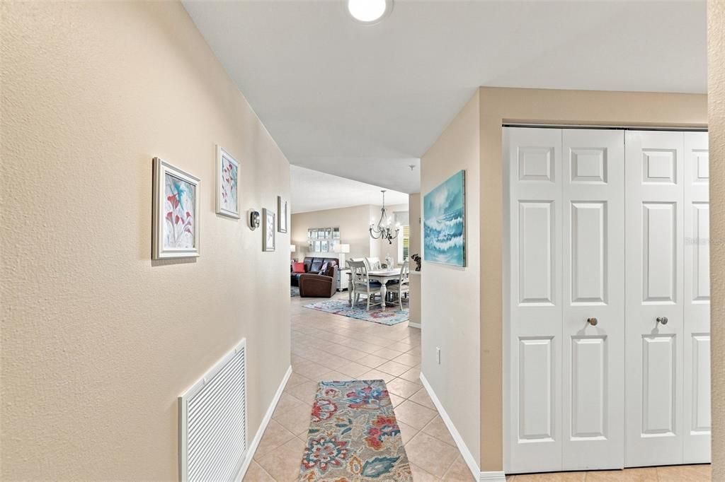 En Venta: $475,000 (3 camas, 2 baños, 1801 Pies cuadrados)