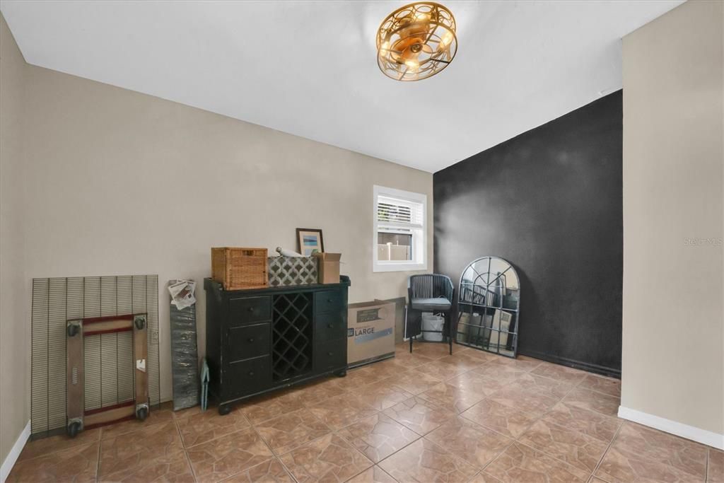 En Venta: $445,900 (4 camas, 2 baños, 1829 Pies cuadrados)