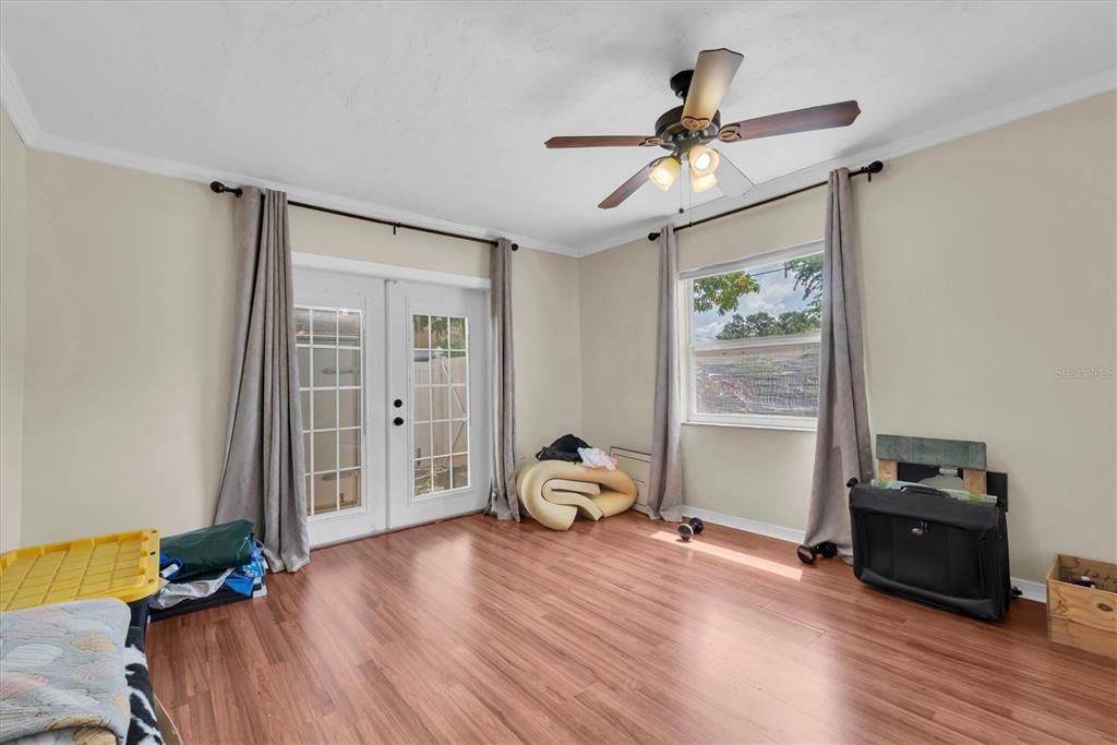 En Venta: $445,900 (4 camas, 2 baños, 1829 Pies cuadrados)