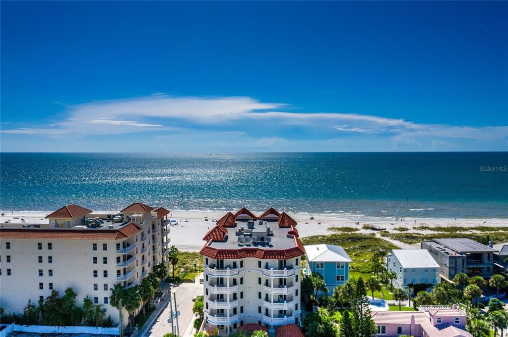 For Rent: $7,500 (3 beds, 3 baths, 2402 Square Feet)