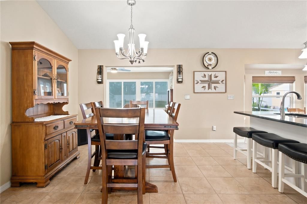 For Sale: $399,900 (3 beds, 2 baths, 1892 Square Feet)