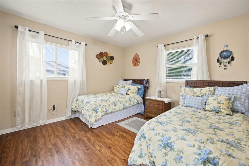 For Sale: $399,900 (3 beds, 2 baths, 1892 Square Feet)