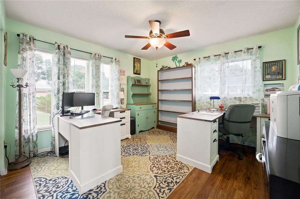 For Sale: $399,900 (3 beds, 2 baths, 1892 Square Feet)