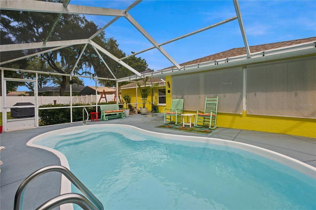 For Sale: $399,900 (3 beds, 2 baths, 1892 Square Feet)