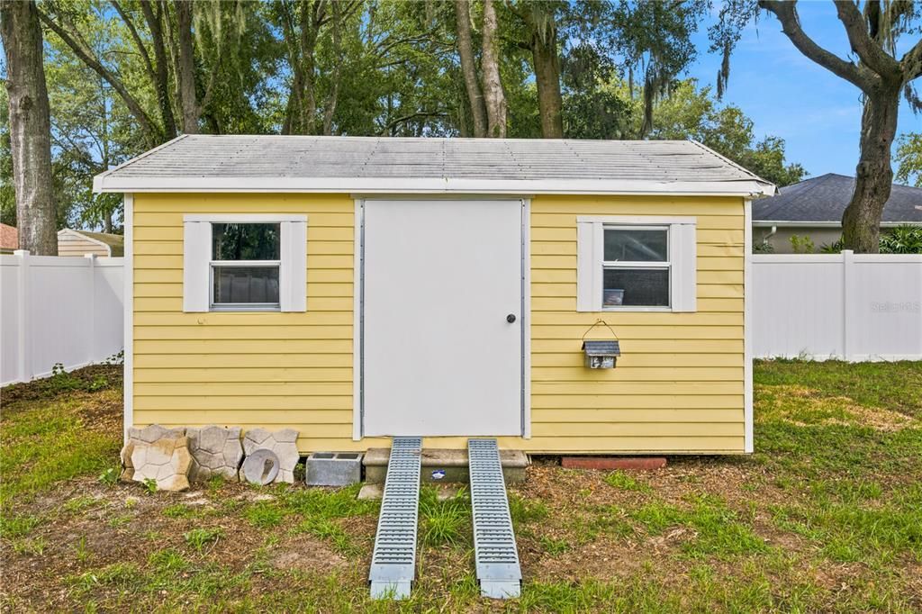 For Sale: $399,900 (3 beds, 2 baths, 1892 Square Feet)