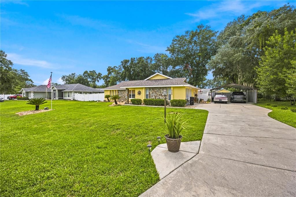 For Sale: $399,900 (3 beds, 2 baths, 1892 Square Feet)