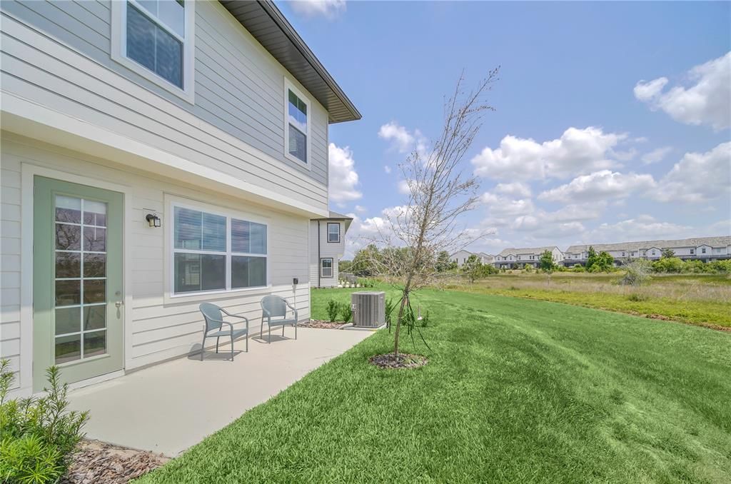 For Rent: $2,300 (3 beds, 2 baths, 1653 Square Feet)