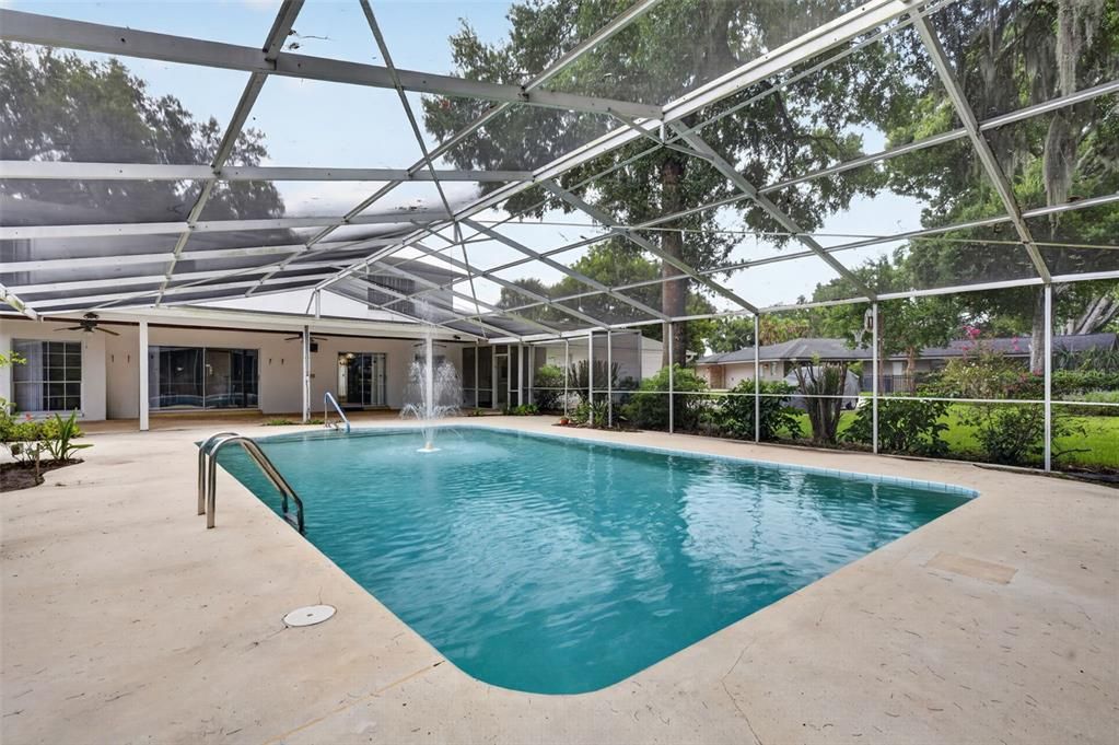 For Sale: $950,000 (5 beds, 3 baths, 3379 Square Feet)
