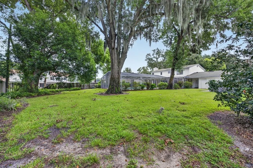 For Sale: $950,000 (5 beds, 3 baths, 3379 Square Feet)