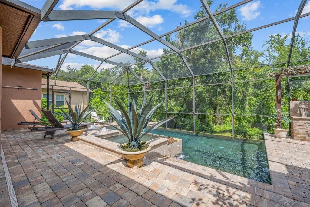 En Venta: $1,050,000 (4 camas, 4 baños, 3789 Pies cuadrados)
