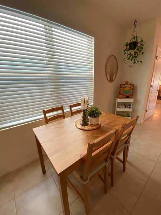 В аренду: $2,250 (3 спален, 2 ванн, 1501 Квадратных фут)