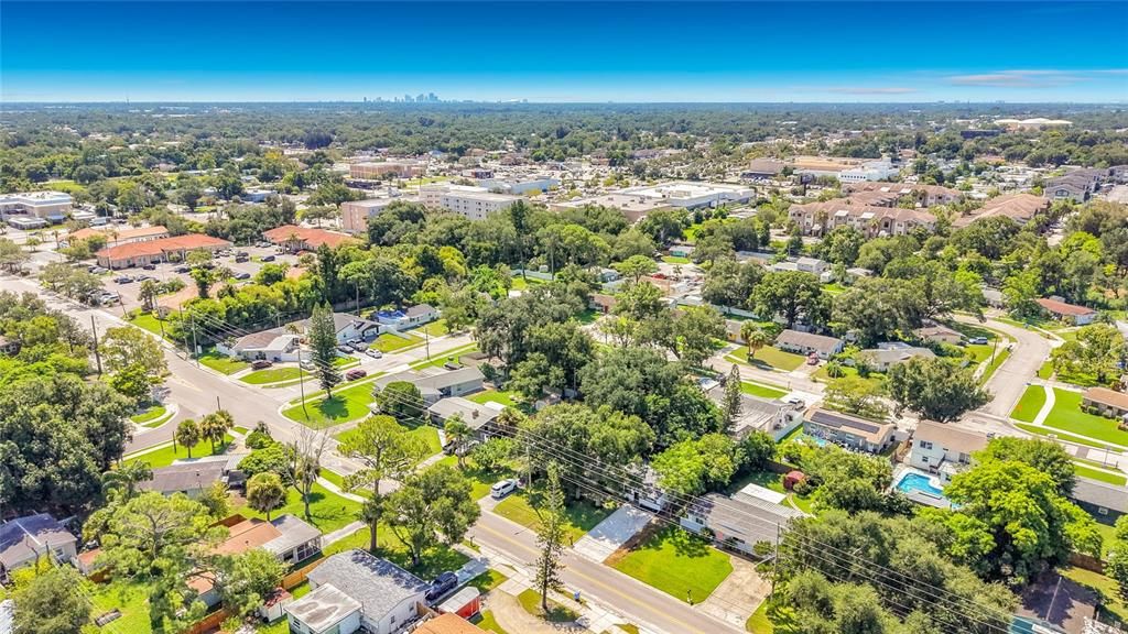 En Venta: $360,000 (4 camas, 2 baños, 1200 Pies cuadrados)