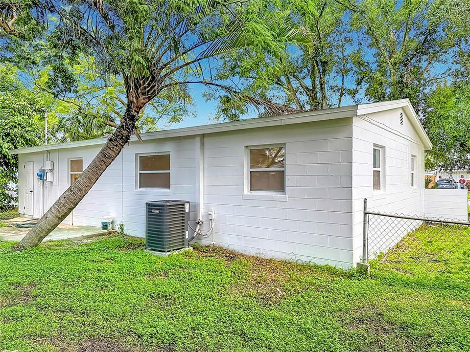 En Venta: $360,000 (4 camas, 2 baños, 1200 Pies cuadrados)